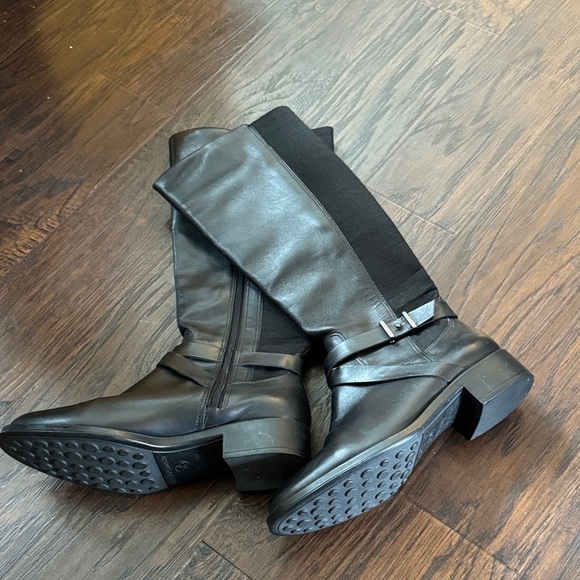 Andre Assous Waterproof Genuine Leather Black Over the Knee  display picture 1